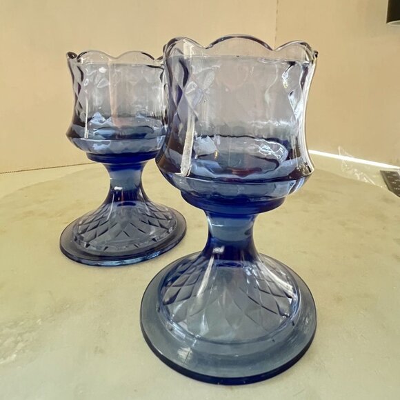 Vtg 2 Fenton Blue Pedestal Glass Candle Holders Diamond Optic Scalloped Rim - Picture 11 of 12